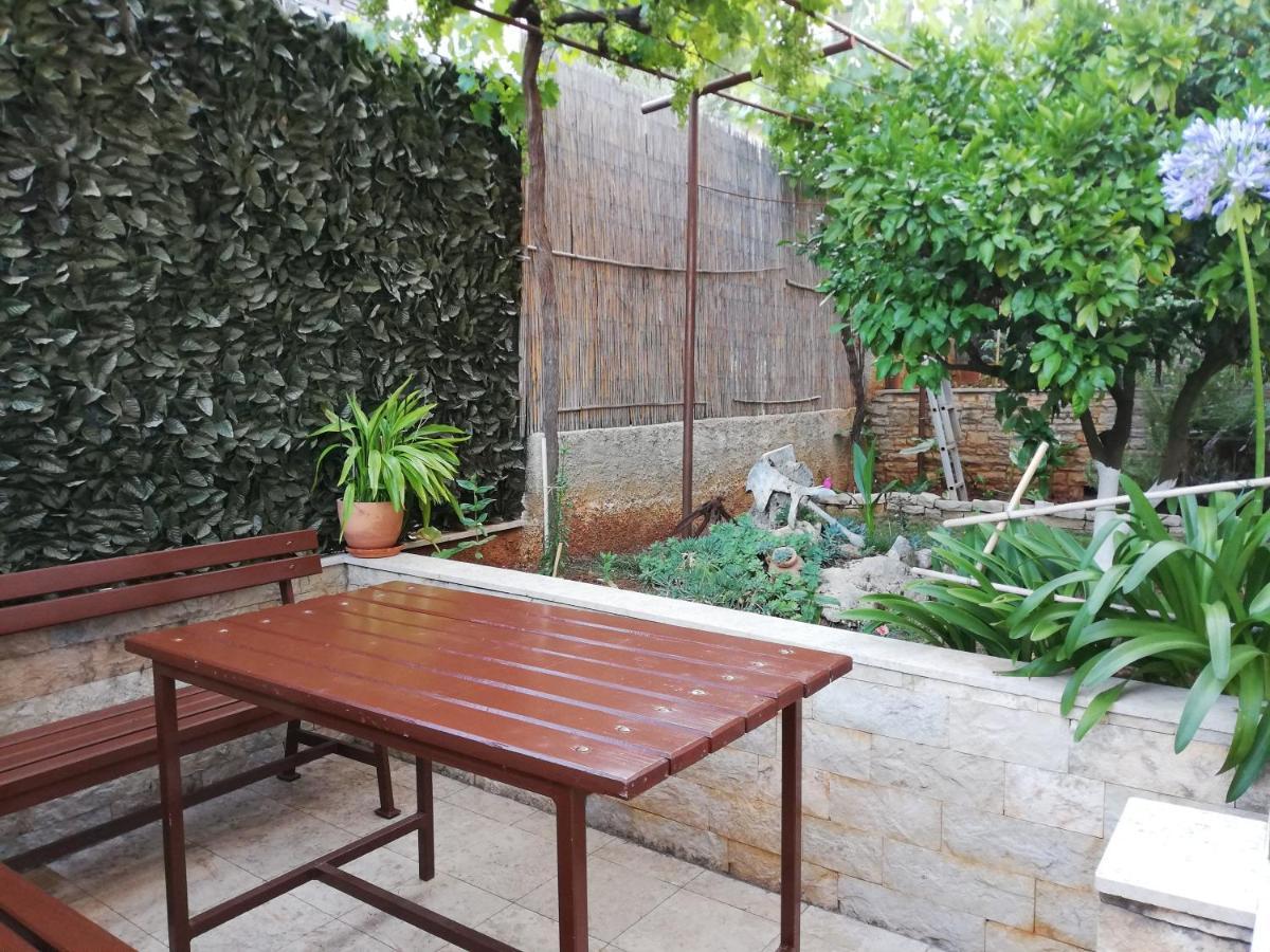 Adria Apartments بولا المظهر الخارجي الصورة